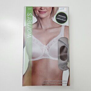 229. Warner's firm support underwire bra. NWT